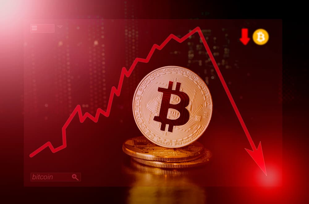 Bitcoin Risks 14% Drop as Whales Sell Ahead of Key US Economic Events